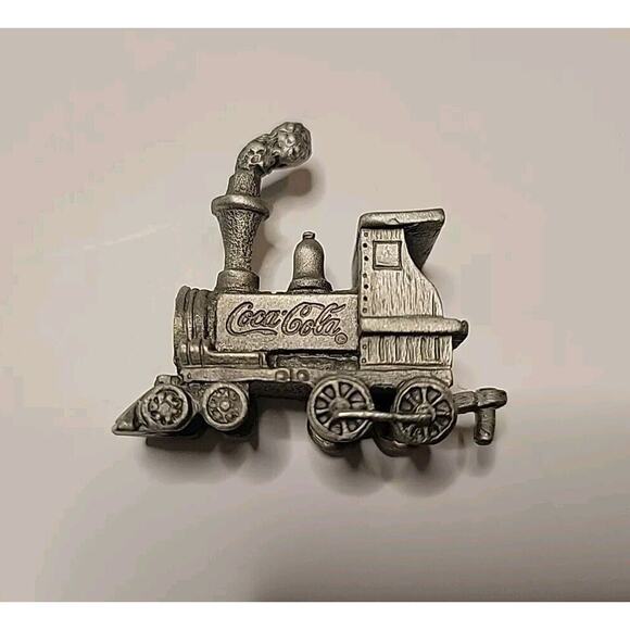 COCA-COLA VINTAGE 1995 TWO PIECE PEWTER MINI TRAIN SET In...